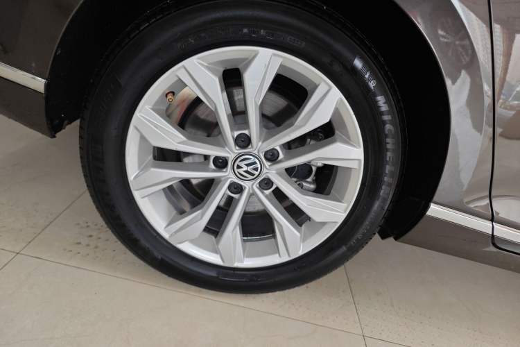 Used Volkswagen Magotan 2017 330TSI DSG Luxury Model
