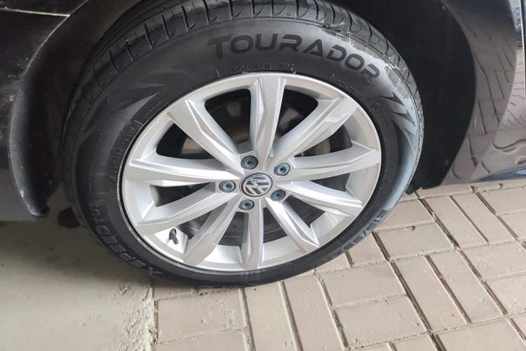 Used Volkswagen Passat 2017 330TSI DSG Luxury Edition
