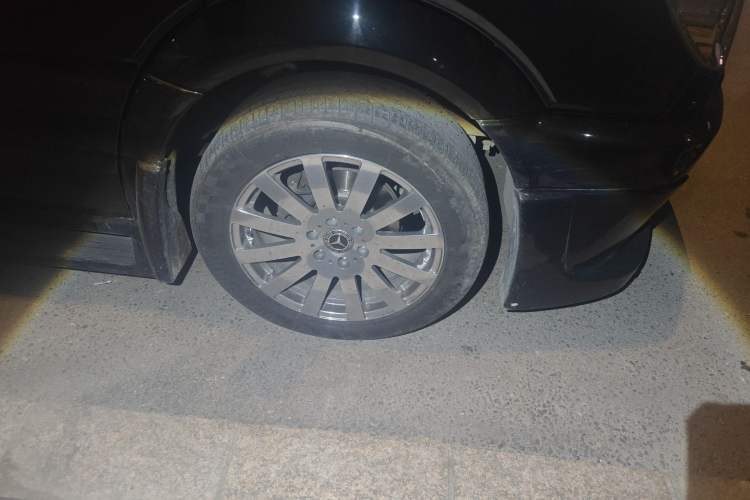 Used Mercedes-Benz Sprinter 2009 Enhanced Version Right Front Wheel Hub