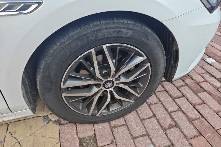 Used BYD Qin Pro New Energy 2019 EV Super Edition High-Power Long-Range Smart-Connected Cutting-Edge Model