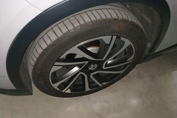 Used Nio EC6 2024 75 kWh
