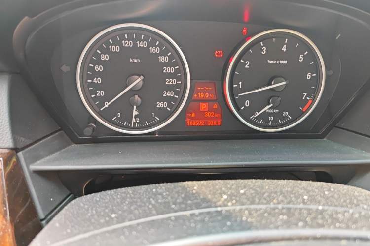 Used BMW 5 Series 2009 530Li Leading Model