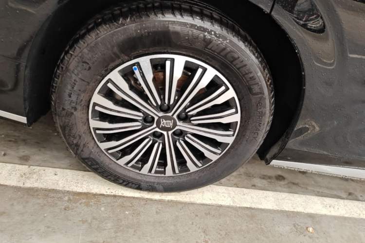 Used BYD Xia 2025 DM-i 1.5T 180km Beyond Edition
