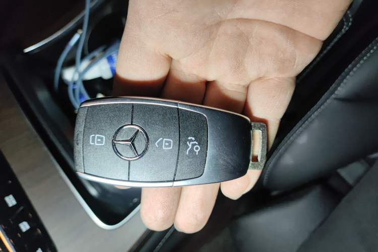 Used Mercedes-Benz GLC 2020 Facelifted GLC 300 L 4MATIC Luxury Edition
