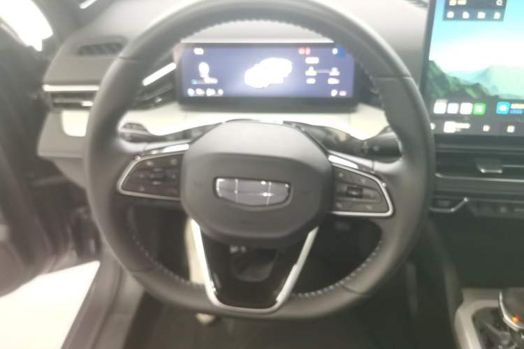 Used Geely Auto Preface 2025 Dongfang Yao 1.5TD Kunlun Edition
