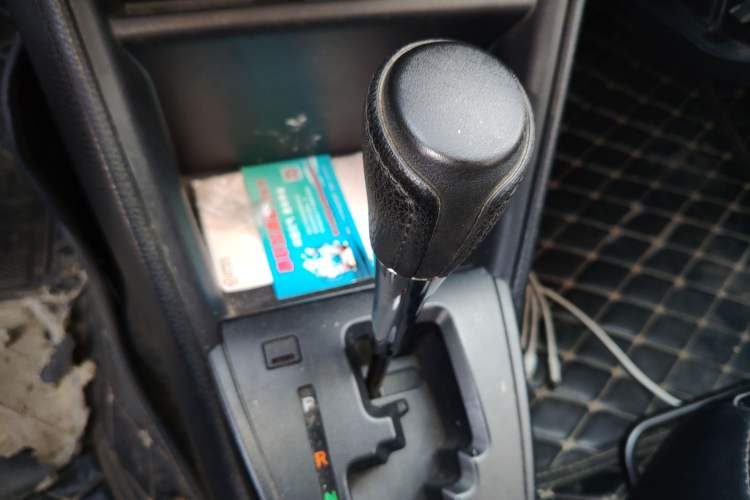 Used Toyota YARiS L Zhi Xuan 2016 Revised 1.5E CVT Charming Edition