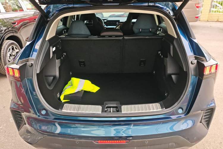 Used Lynk & Co 06 2020 1.5T YAO Halo