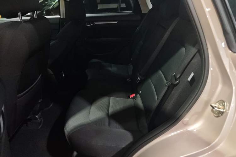 Used Mazda CX-5 2024 2.0L Automatic Two-Wheel Drive Comfort Version Left Rear Seat