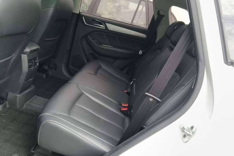 Used Roewe RX5 2019 20T Two-Wheel Drive Automatic 4G Connected Platinum Edition
