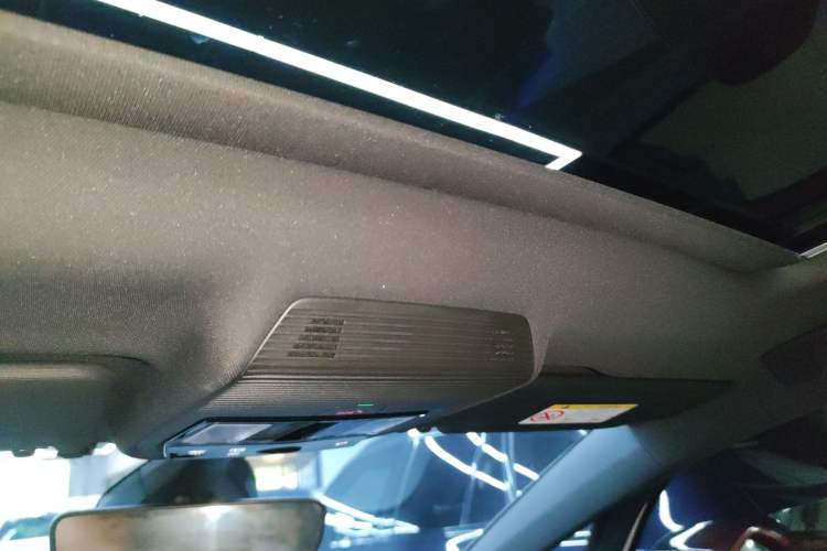 Used Volkswagen ID.3 2025 Smart Edition Ultra-Intelligent Version Headliner