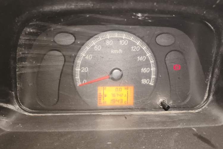 Used Wuling Zhiguang 2013 1.0L Practical Version