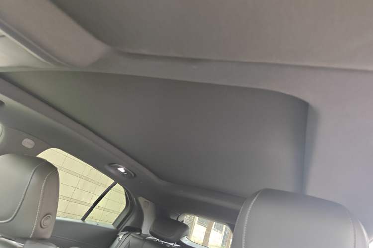 Used Cadillac XT4 2021 28T Two-Wheel Drive Luxury Version
