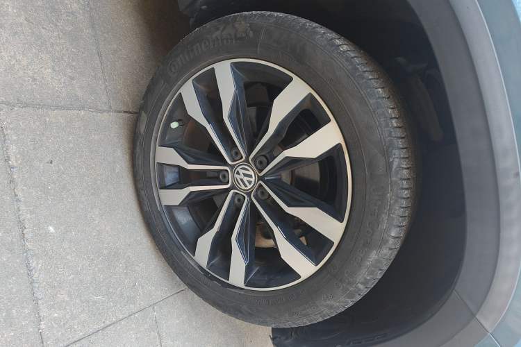 Used Volkswagen Tharu 2019 280TSI Two-Wheel Drive R-Line China V Standard Right Front Wheel Hub