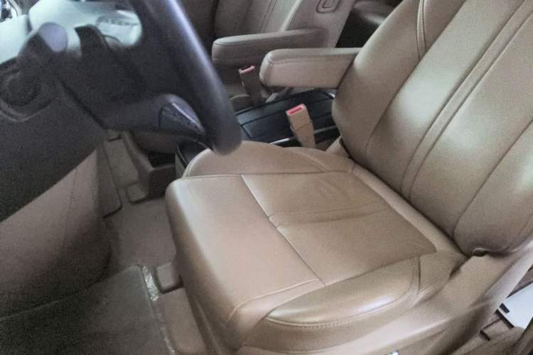 Used Buick GL8 2020 ES Land Cruiser 653T Luxury Edition Left Front Seat