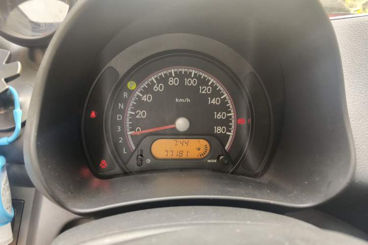 Used Suzuki Alto 2013 1.0L Automatic Luxury Model
