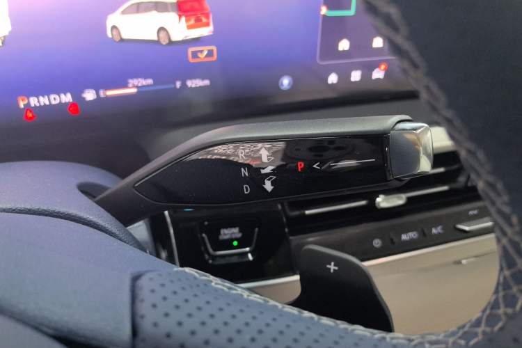 Used Buick Century 2025 2.0T Seven-Seater Yinshi Edition