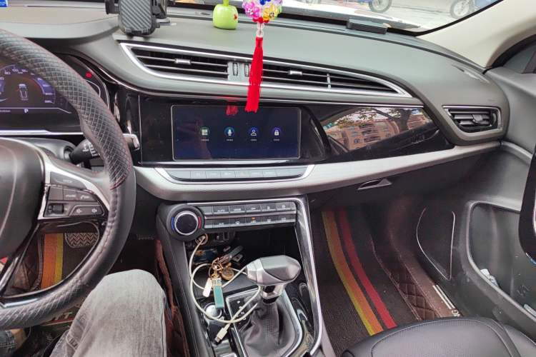 Used Dongfeng Aeolus AX7 2019 1.6T Automatic AI Pioneer Model China V Standard Audio And AC Panel