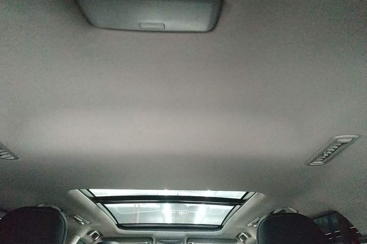 Used Toyota Highlander 2022 Dual-Engine 2.5L Four-Wheel Drive Prestige Version 7 Seats Headliner