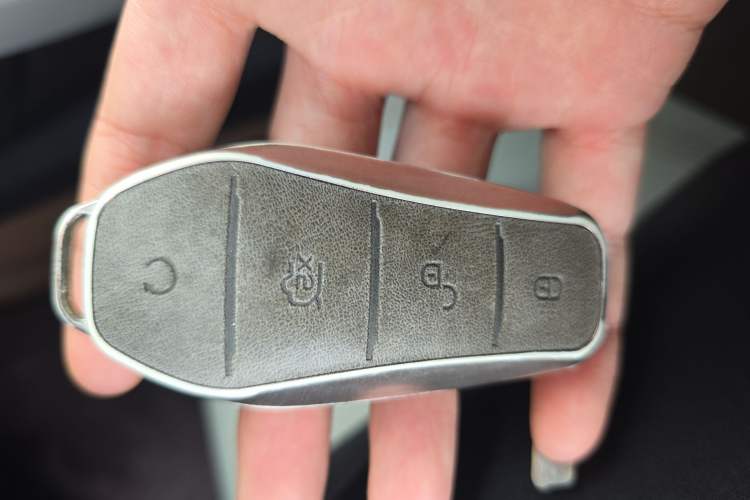 Used BYD Qin PLUS 2024 HONOR Edition DM-i 55KM Leading Model
