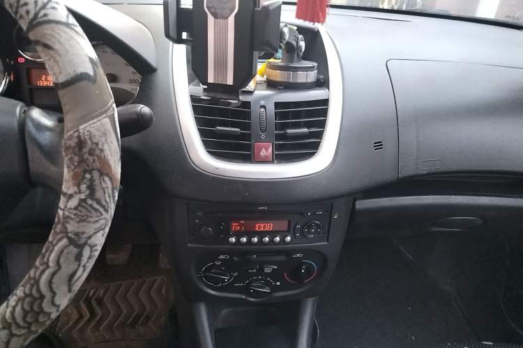 Used Peugeot 207 2011 Sedan 1.4L Manual Yule Edition Audio And AC Panel