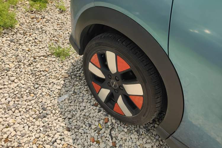 Used BYD Dolphin 2021 401km Knight Edition Right Rear Wheel Hub