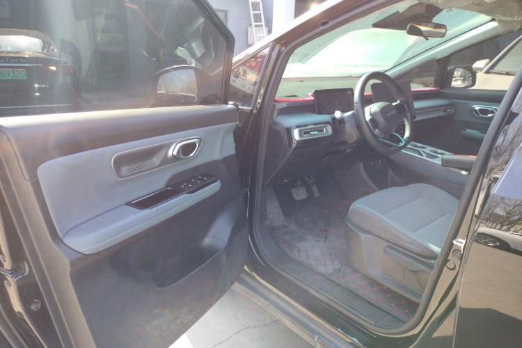 Used AION Y 2025 Plus 510 Enjoy Edition
