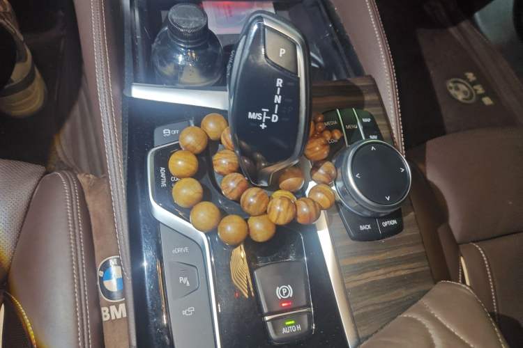 Used BMW 5 Series New Energy 2020 Mileage Upgrade Version 530Le Pioneer Edition