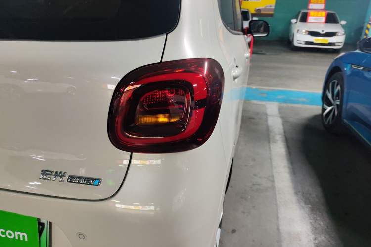 Used Wuling Hongguang MINIEV 2025 Four-Door Version Advanced Edition
