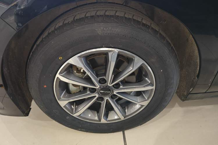 Used BYD Destroyer 05 2024 DM-i 55KM Flagship Glory Edition
