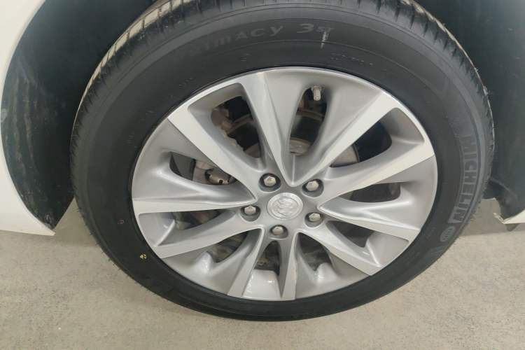 Used Buick GL6 2021 323T Mild Hybrid Connect Luxury Model
