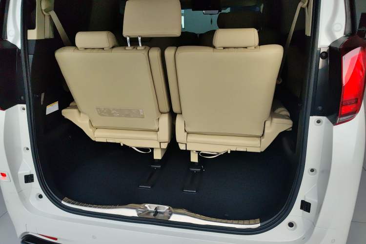 Used Toyota Alphard 2020 Dual-Engine 2.5L Prestige Edition