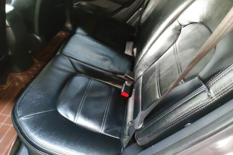 Used Hyundai ix35 2015 2.0L Automatic 2WD Comfort Edition China V Standard Left Rear Seat