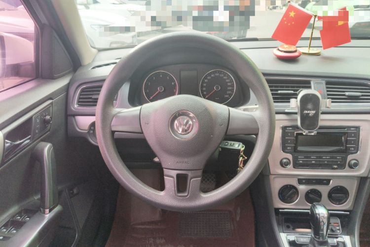 Used Volkswagen Lavida 2013 Restyled Classic 1.6L Automatic Comfort Edition Steering Wheel