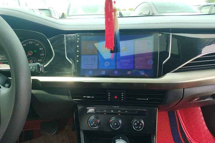 Used Volkswagen Passat 2019 280TSI Business Edition China VI Audio And AC Panel