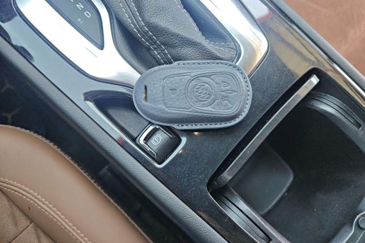 Used Buick Regal 2019 20T Luxury Model China VI Standard