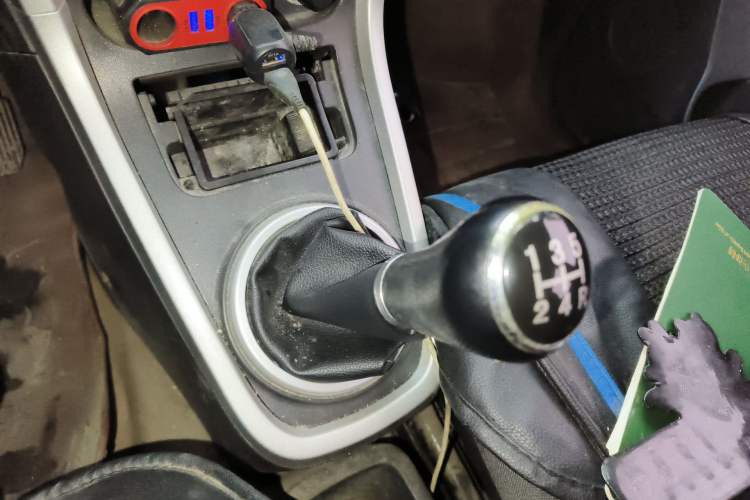 Used Suzuki Wagon R 2015 1.4L Manual All-Around Upgrade Version
