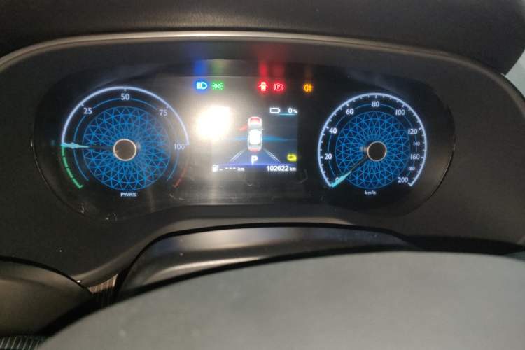 Used Hongqi E-QM5 2022 431 km Charge & Enjoy Edition
