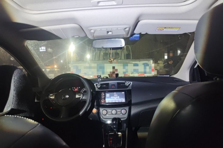 Used Nissan Sylphy 2018 1.6XV CVT Deluxe Edition Headliner