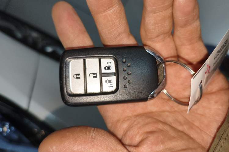 Used Honda Elysion 2019 2.0L Hybrid Luxury Edition Vehicle Key