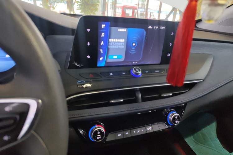 Used Buick Velite 6 2023 430km Range Commuter Version