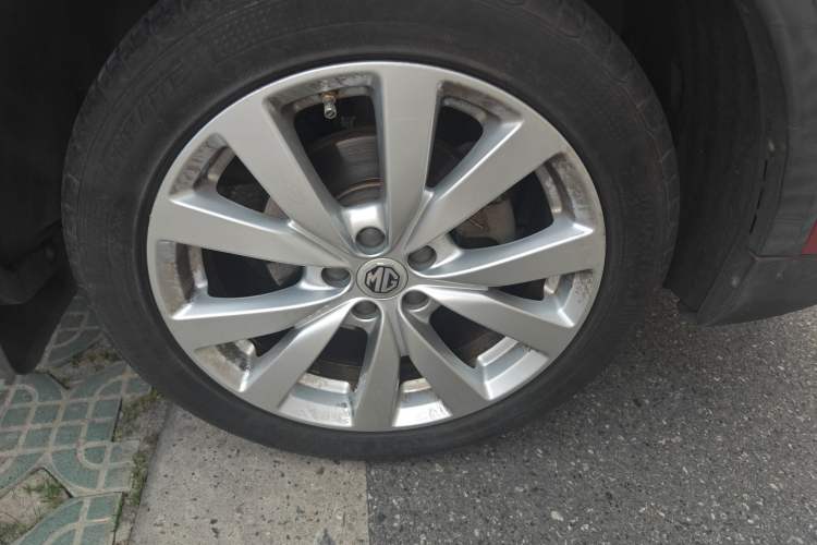 Used MG ZS 2017 1.5L Automatic Luxury Edition Right Front Wheel Hub
