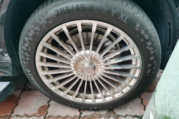 Used Mercedes-Benz GLS 2020 GLS 450 4MATIC Dynamic Edition Right Front Wheel Hub