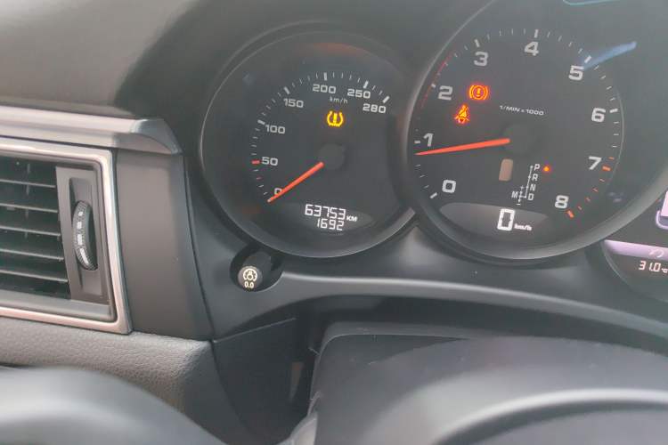 Used Porsche Macan 2017 Macan 2.0T