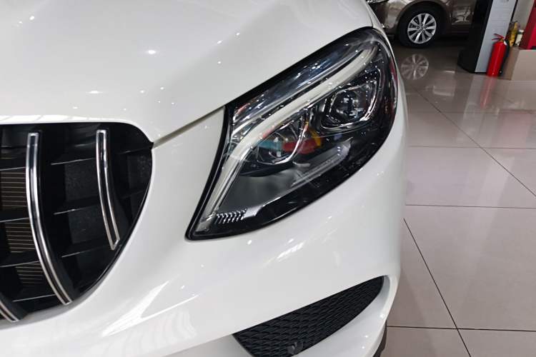 Used Mercedes-Benz GLE Coupe 2018 GLE 400 4MATIC Coupe SUV Left Front Headlight