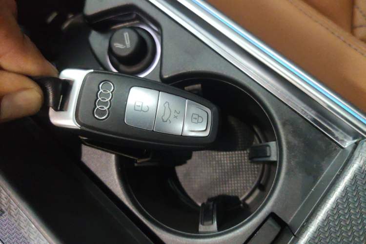 Used Audi A7L 2022 55 TFSI quattro S-line Edition One First Edition Vehicle Key