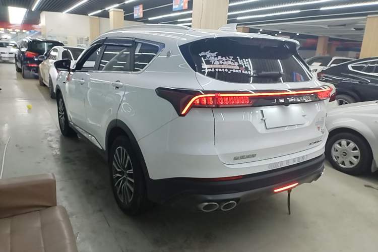 Used JETOUR X70 PLUS 2023 1.5T DCT Ziqiang PRO 5-Seater