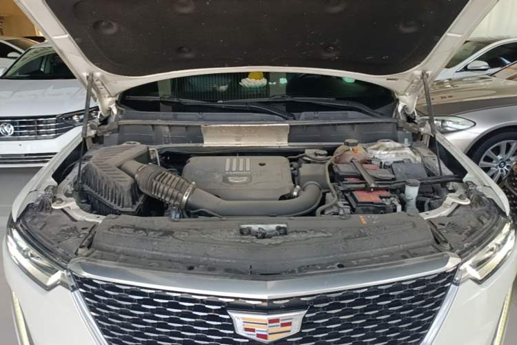 Ojetý Cadillac XT6 2020 28T Six-Seater Four-Wheel-Drive Luxury Version