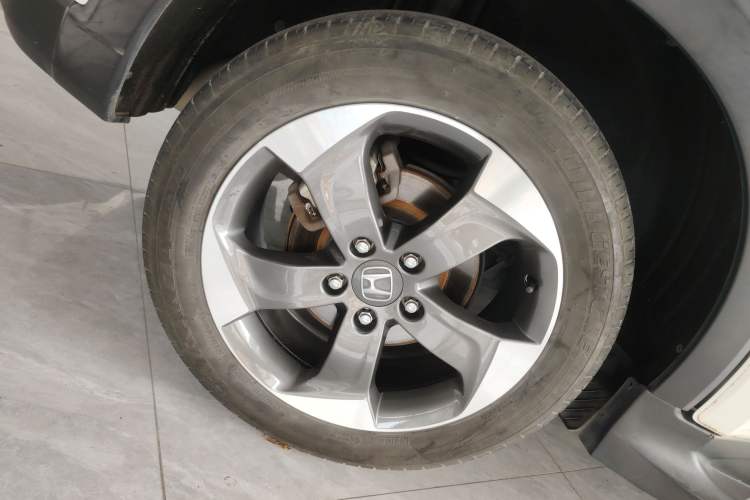 Used Honda Vezel 2016 1.8L CVT Front-Wheel Drive Pioneer Edition Exterior 3