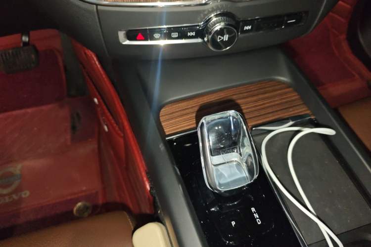 Used Volvo XC60 2023 B5 4x4 Smart Luxury Edition