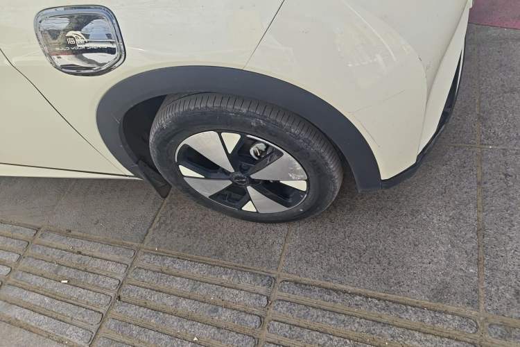 Used BYD Dolphin 2023 420 km Free Version
